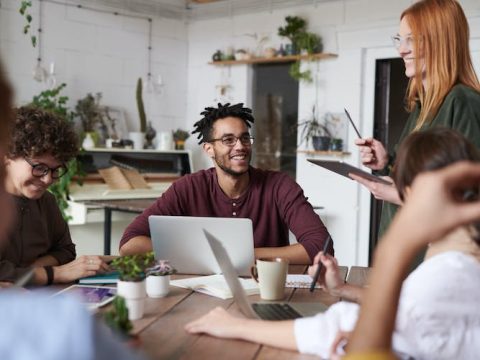 What AI capabilities does Dynamics 365 offer for personalized customer experiences